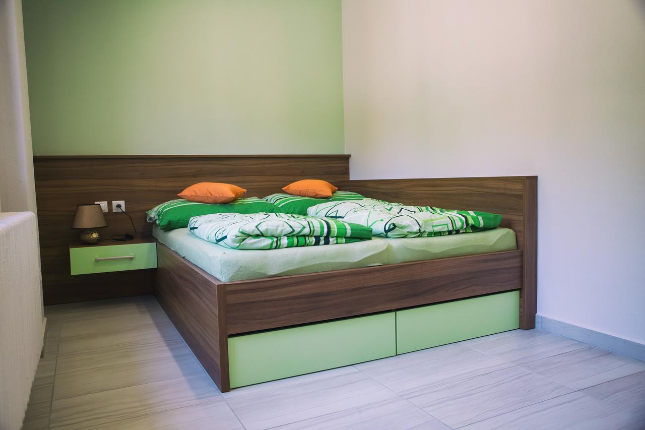 Penzion Jaro Hodonin Ngoại thất bức ảnh