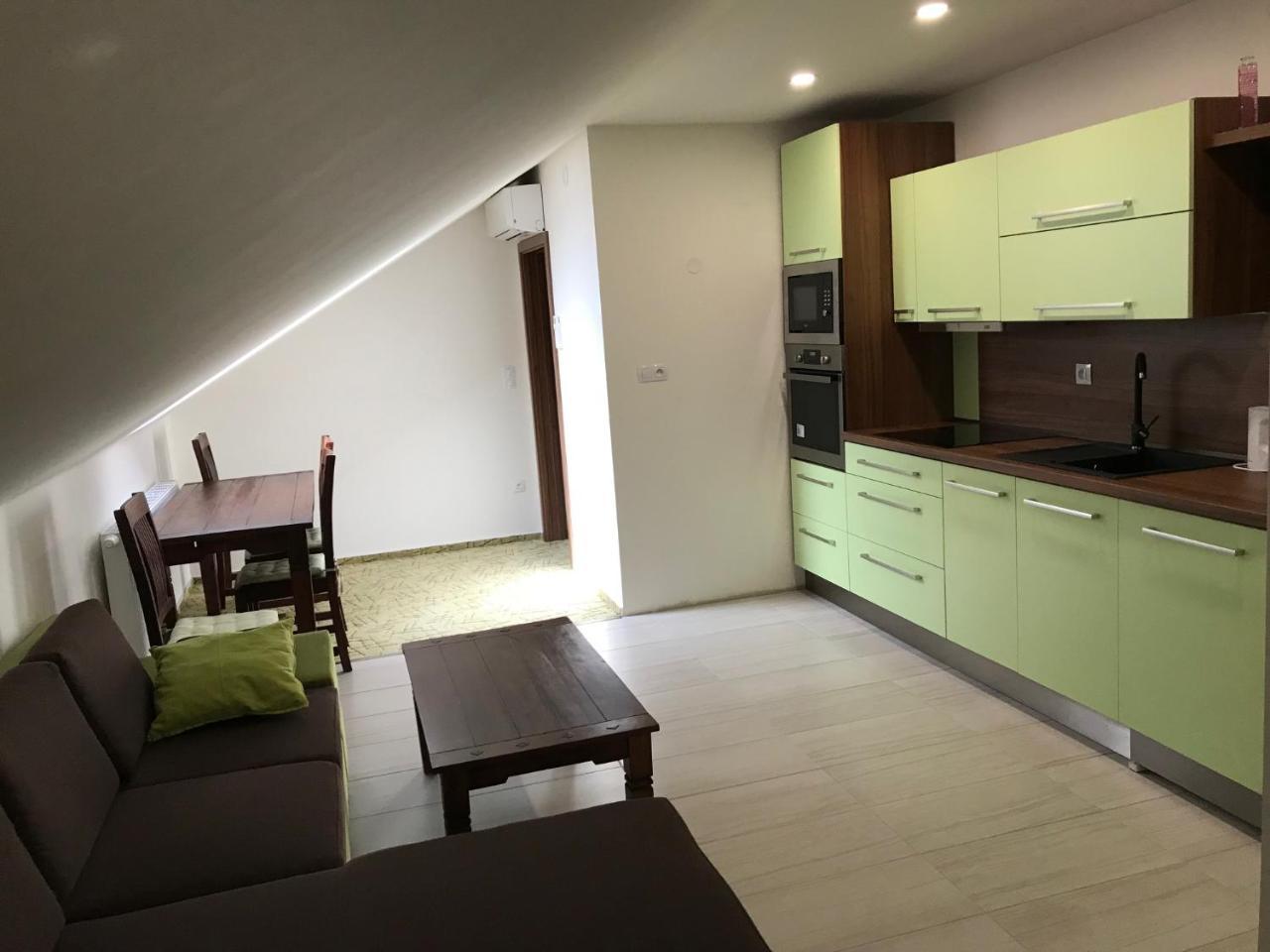 Penzion Jaro Hodonin Ngoại thất bức ảnh